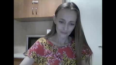 Snapshot of youur_light chatting on 05-30-26, 07:22 Youur light online show from 05-30-26, 07:22