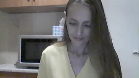 Snapshot of youur_light chatting on 06-12-26, 07:46 Youur light online show from 06-12-26, 07:46