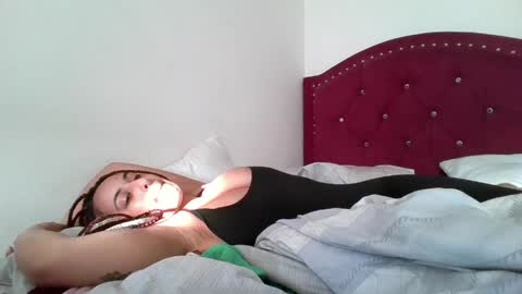 elizabeth  ju   online show from 05-20-26, 10:16