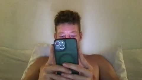 yoyoyo1221 online show from 11-22-25, 07:07