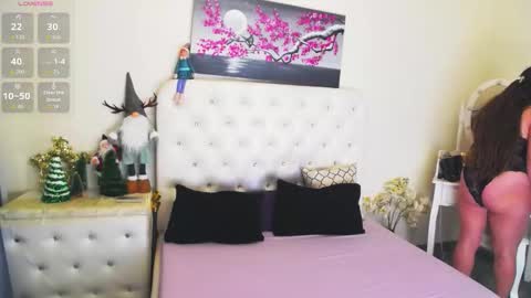 Snapshot of yssabel chatting on 01-11-26, 05:34 Yssabel online show from 01-11-26, 05:34