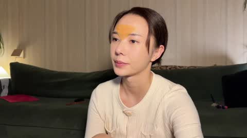 Snapshot of yuanlili chatting on 11-14-25, 01:21 lili online show from 11-14-25, 01:21