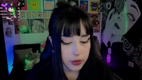    rawr   Anne Independent model      online show from 09-28-25, 12:16