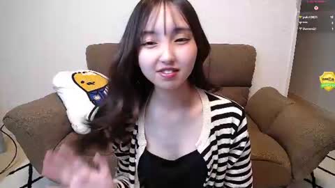 yui_x online show from 07-14-26, 01:28