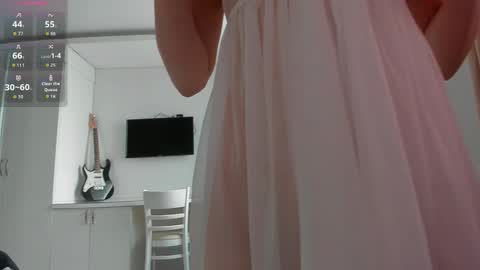 Snapshot of yuki_mii chatting on 09-30-25, 03:33 Yuki online show from 09-30-25, 03:33