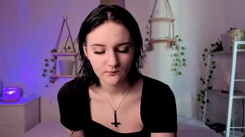 Snapshot of yuki_shiro chatting on 03-14-26, 08:09 Ellie online show from 03-14-26, 08:09