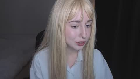 Misa online show from 09-08-25, 04:17