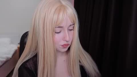 Misa online show from 09-27-25, 03:17