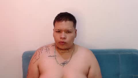 yul and val couple online show from 10-05-25, 10:07