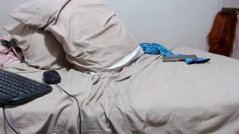 yuliana_25 online show from 07-18-26, 12:04