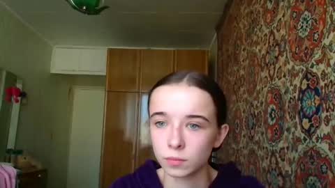 Yuliia online show from 10-25-25, 08:22