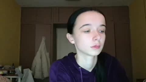 Yuliia online show from 11-13-25, 07:40