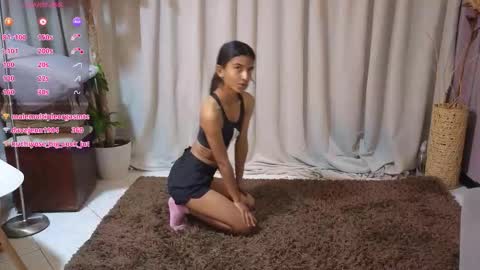 yuliethpetite online show from 03-10-26, 11:15