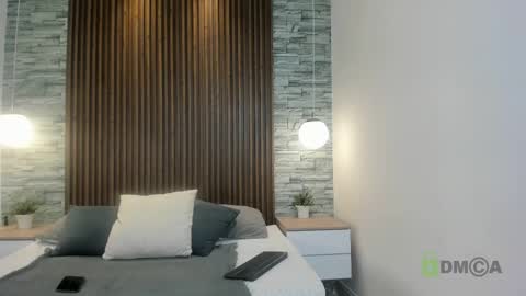 Snapshot of yulievans chatting on 12-31-24, 12:04 yulievans online show from 12-31-24, 12:04