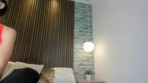 Snapshot of yulievans chatting on 01-22-25, 01:53 yulievans online show from 01-22-25, 01:53