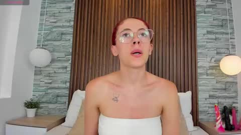 Snapshot of yulievans chatting on 10-03-25, 01:30 yulievans online show from 10-03-25, 01:30