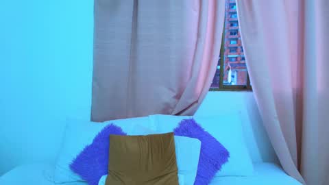 Yulina online show from 02-20-25, 10:59