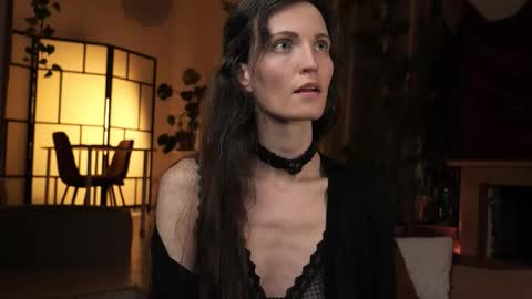 yulla dao online show from 11-15-25, 05:31