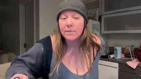 Snapshot of yum_slut chatting on 03-05-26, 02:29 Chelsea online show from 03-05-26, 02:29