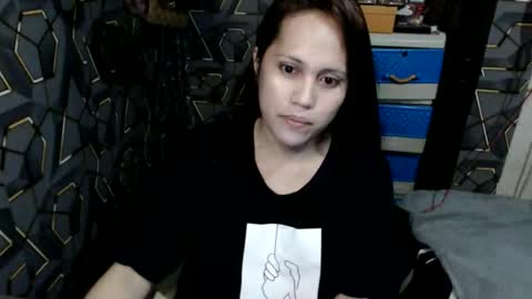 yumi online show from 01-17-26, 12:54