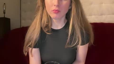 yumiandwolf online show from 05-30-26, 07:49