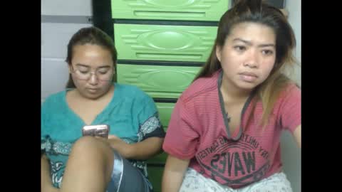 Snapshot of yummy_chesca chatting on 09-25-25, 04:16 yummy chesca online show from 09-25-25, 04:16