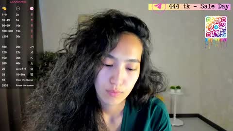 Snapshot of yummy_lamii chatting on 05-21-26, 03:57 Cindey online show from 05-21-26, 03:57