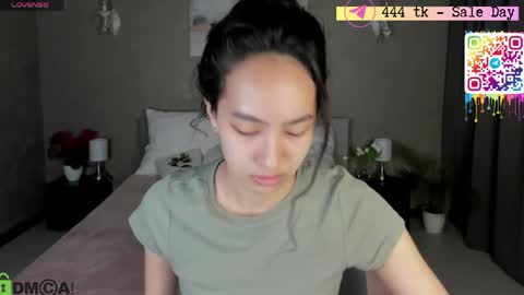 Snapshot of yummy_lamii chatting on 05-23-26, 03:34 Cindey online show from 05-23-26, 03:34