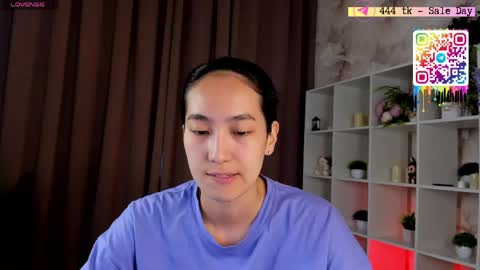 Snapshot of yummy_lamii chatting on 05-29-26, 04:21 Cindey online show from 05-29-26, 04:21