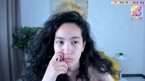 Snapshot of yummy_lamii chatting on 06-01-26, 03:30 Cindey online show from 06-01-26, 03:30