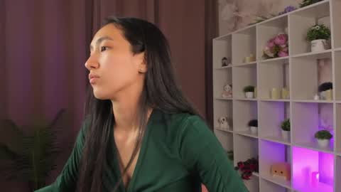 Snapshot of yummy_lamii chatting on 06-04-26, 11:27 Cindey online show from 06-04-26, 11:27