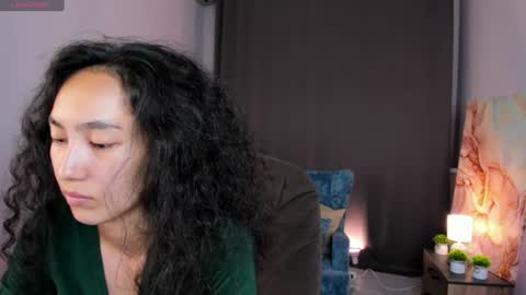 Snapshot of yummy_lamii chatting on 06-22-26, 03:36 Cindey online show from 06-22-26, 03:36