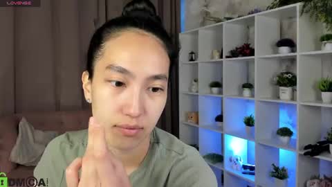 Snapshot of yummy_lamii chatting on 06-24-26, 03:38 Cindey online show from 06-24-26, 03:38
