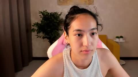 Snapshot of yummy_lamii chatting on 07-06-26, 03:36 Cindey online show from 07-06-26, 03:36