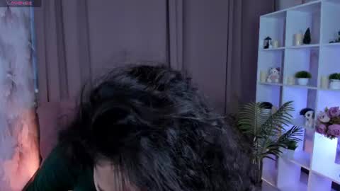 Snapshot of yummy_lamii chatting on 07-21-26, 03:42 Cindey online show from 07-21-26, 03:42