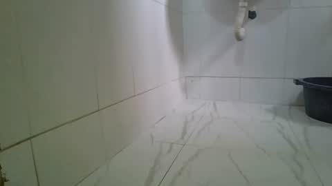 Snapshot of yummychocolate_2 chatting on 10-02-25, 04:08 YUMMY online show from 10-02-25, 04:08