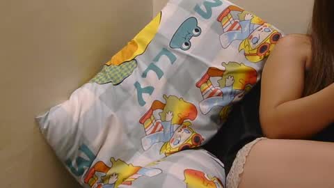 yummyclaya online show from 07-26-26, 04:42