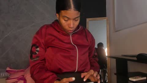 Snapshot of yummyduo chatting on 02-05-25, 12:06 Yummyduo online show from 02-05-25, 12:06