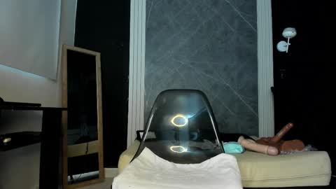 Snapshot of yummyduo chatting on 02-24-25, 08:25 Yummyduo online show from 02-24-25, 08:25
