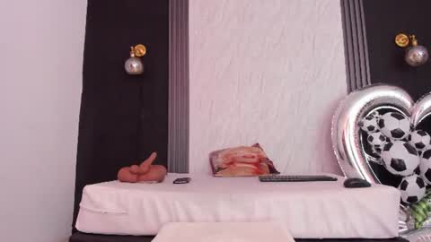 Yummyduo online show from 07-04-26, 11:05