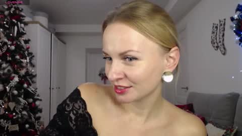 Snapshot of yummylilya chatting on 12-06-24, 05:33 Lillya online show from 12-06-24, 05:33