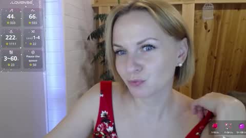 Snapshot of yummylilya chatting on 09-21-25, 01:13 Lillya online show from 09-21-25, 01:13