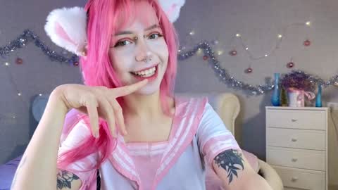 Snapshot of yummylisa chatting on 01-05-25, 10:40 Lisa online show from 01-05-25, 10:40