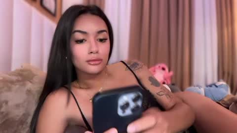 Goddes Renalyn online show from 05-22-26, 06:57