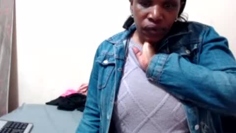 yummytittsxx online show from 07-22-26, 07:27