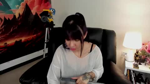Yuna online show from 04-28-26, 02:22