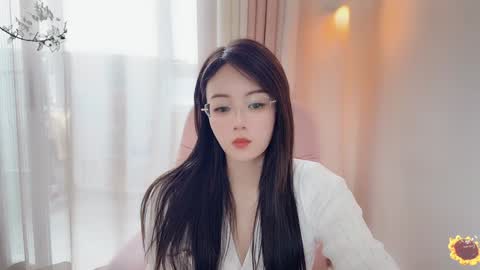 YunEr online show from 01-22-25, 03:41