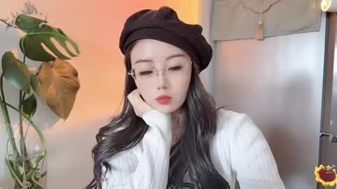 YunEr online show from 02-21-25, 03:34