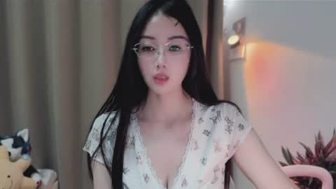 YunEr online show from 06-09-26, 03:12