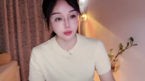 YunEr online show from 07-28-26, 02:05